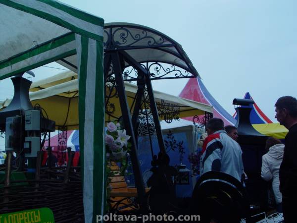 Палатка-стенд на Сорочинському ярмарку