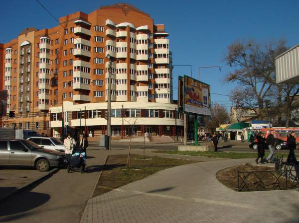 Poltava-photo Полтава фото вулиця Леніна перехрестя весна 2009
