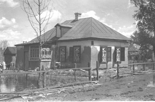 дом в городе, 1943