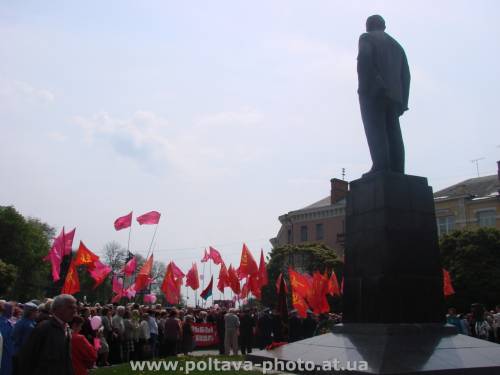 пам'ятник Леніну у Полтаві