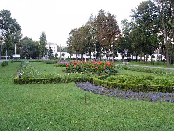 Парк в центре Полтавы